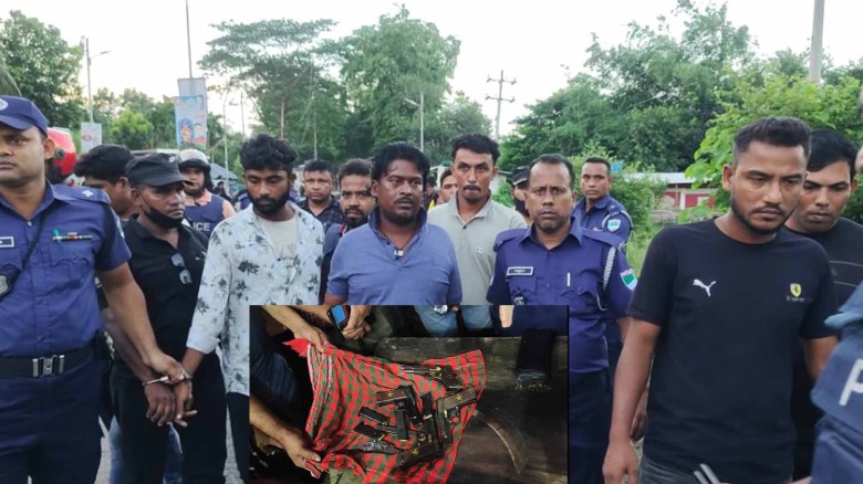বাগেরহাটের মোল্লাহাটে বিপুল পরিমাণ অস্ত্র ও বুলেটসহ আটক-১১