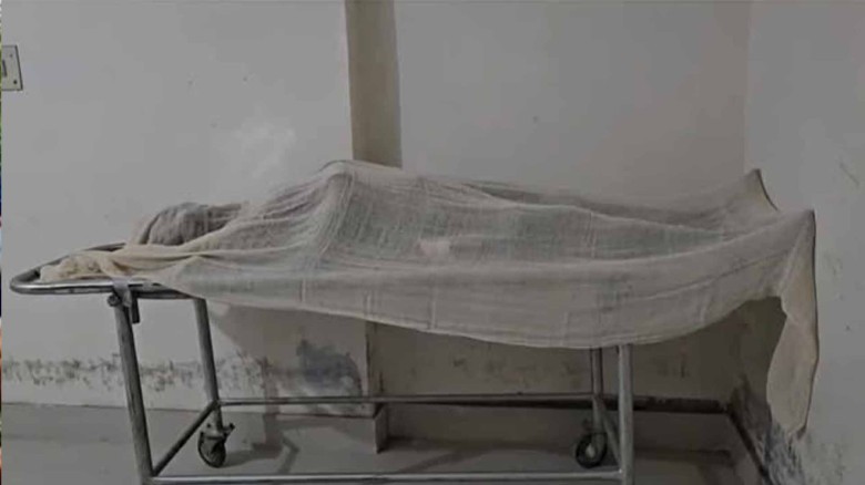 রাণীশংকৈলে ছেলের চুরির অভিযোগে বাবাকে কুপিয়ে হত্যা।