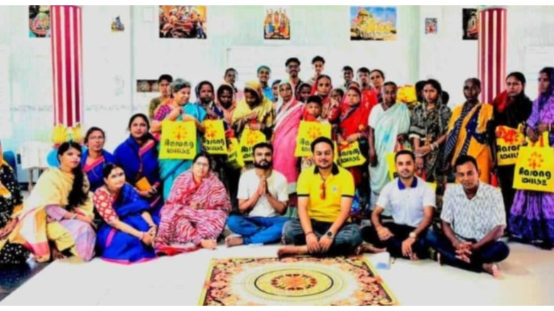 শ্রী অদ্বৈত ভূমি সুনামগঞ্জের আয়োজনে শতাধিক নারী-পূরুষের মাঝে