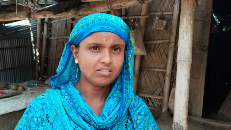 সৈয়দপুরে বিডাব্লিউভি এর কার্ড করে দিতে টাকা নিলেও  এখন টাকা-