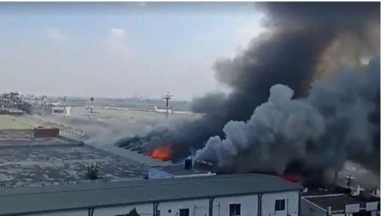 শাহজালাল বিমানবন্দরের কার্গো সেকশনে আগুন