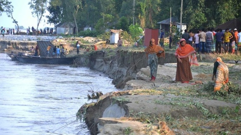 কুড়িগ্রামে নদী ভাঙন: বারবার নিঃস্ব নদী তীরবর্তী মানুষ