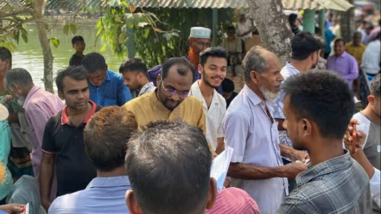 উল্লাপাড়ায় তারেক রহমানের ৩১ দফা দাবির প্রচারণা ও লিফলেট বি