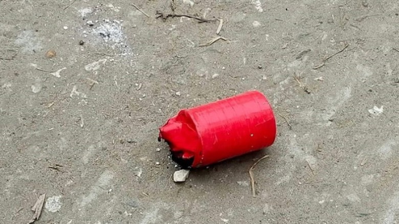 রাজধানীতে ধারাবাহিক ককটেল বিস্ফোরণ : গ্রামীণ ব্যাংক, উপদেষ্ট